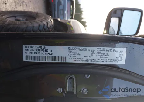 2024 Ram 2500 Laramie 4X4 6'4 Box z USA, uszkodzony, nr VIN 3C6UR5FL9RG262170